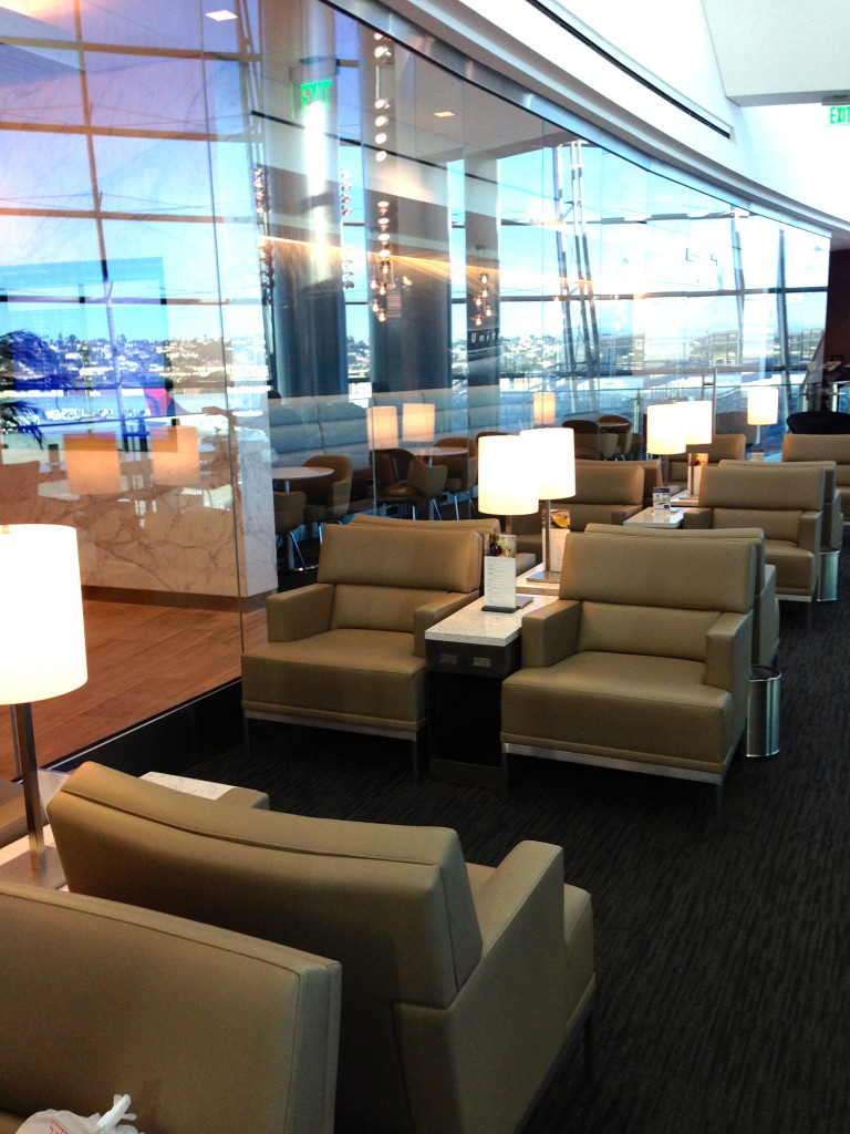 United Club San Diego Airport LOUNGE REVIEW From Terminal to Terrace